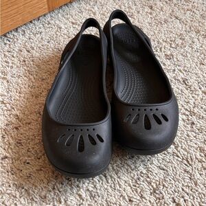 CROCS Women’s Black Cut-Out Slip-On Shoes US 8